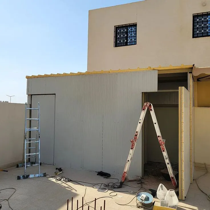 بناء ملاحق سكنية ومكتبية من ساندوتش بنل بأسعار تنافسي الرياض