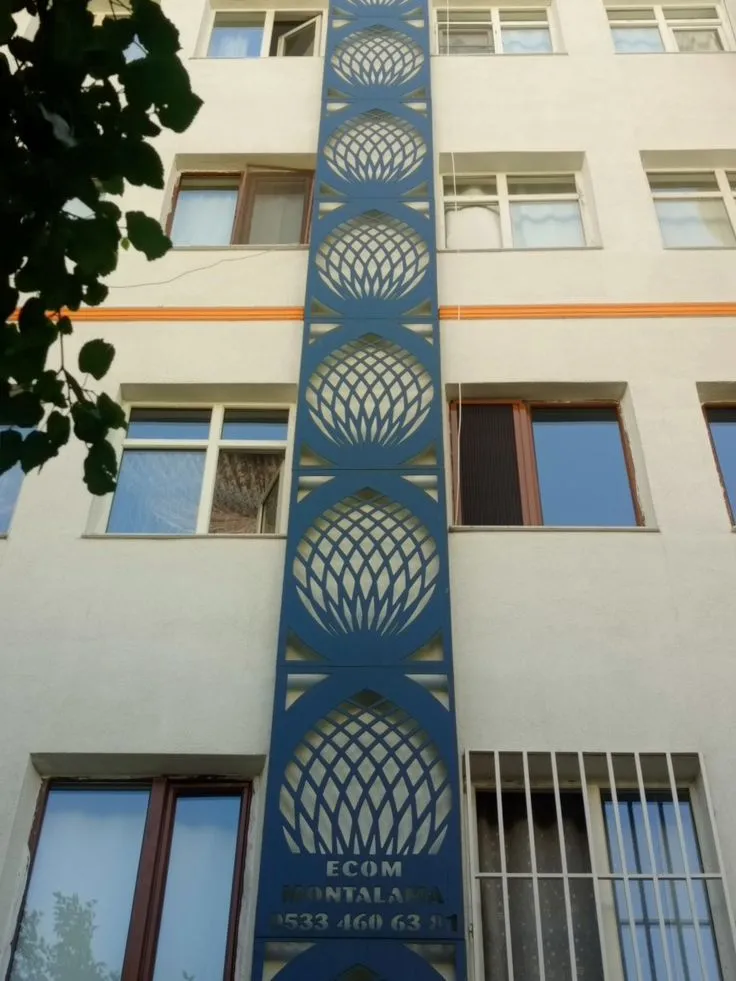 حداد سواتر تركيب ار جي سي فوق المباني في الرياض