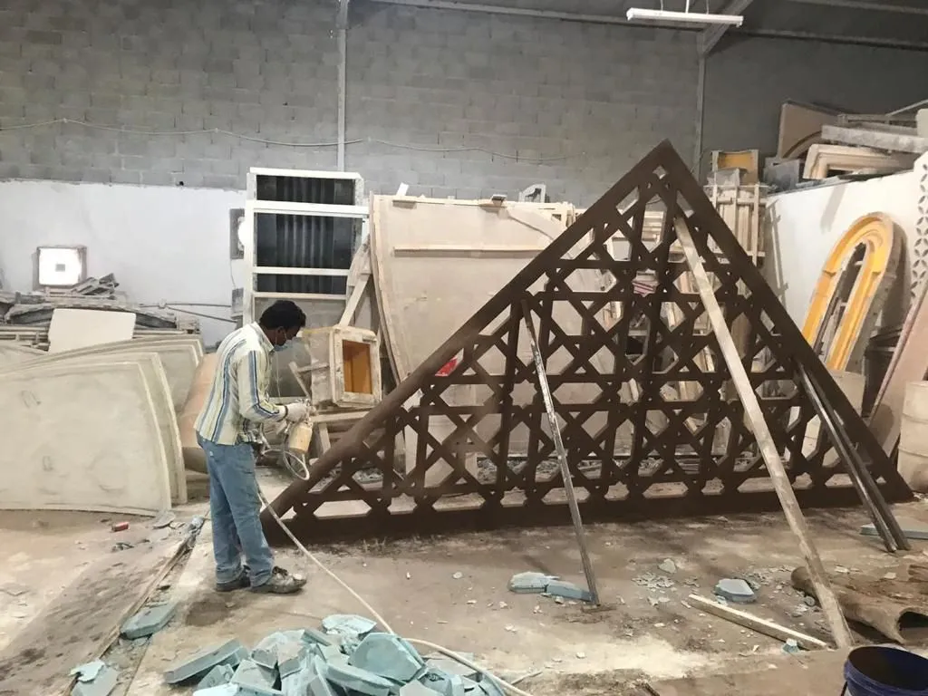 ما هو سعر متر جي ار سي  ديكورات GRCفي السعودية؟ 