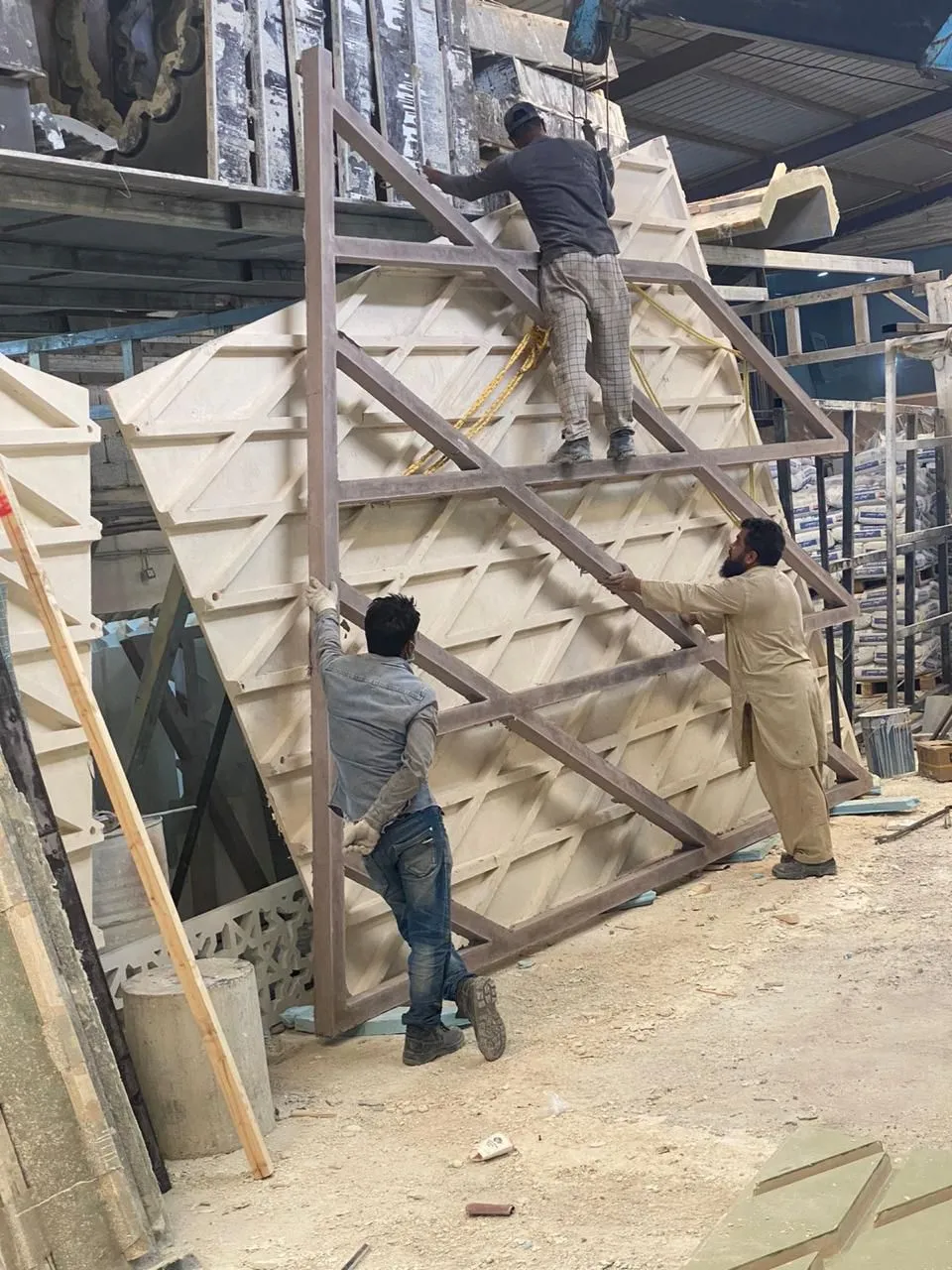 مقاول قواطع مباني GRC قريب الرياض