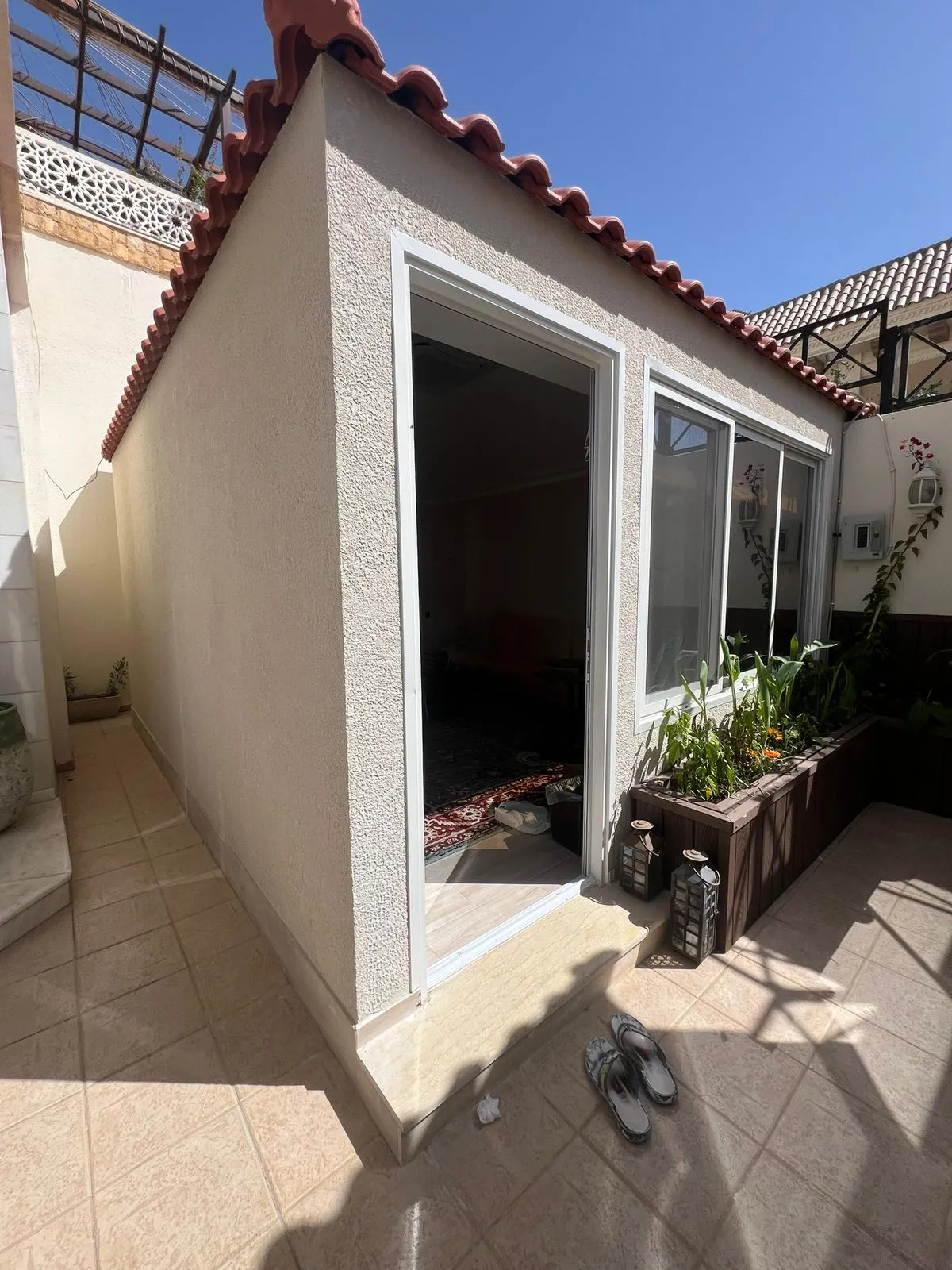 بناء ملاحق علوية وأرضية الرياض