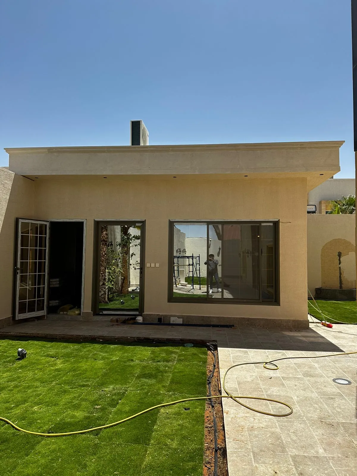 بناء ملاحق علوية وأرضية الرياض